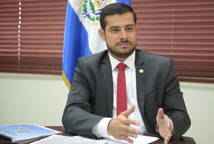 Ministro Fuentes: “Si la Asamblea no ratifica el préstamo con el BID, se perderán esos recursos” ministro-fuentes-si-la-asamblea-no-ratifica-el-prestamo-con-el-bid-se-perderan-esos-recursos